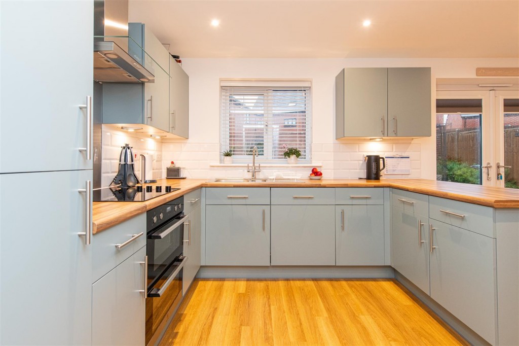 Images for Knollys Meadow, Wellingborough EAID:oscarjamesapi BID:6