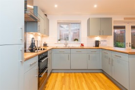 Images for Knollys Meadow, Wellingborough