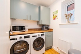 Images for Knollys Meadow, Wellingborough