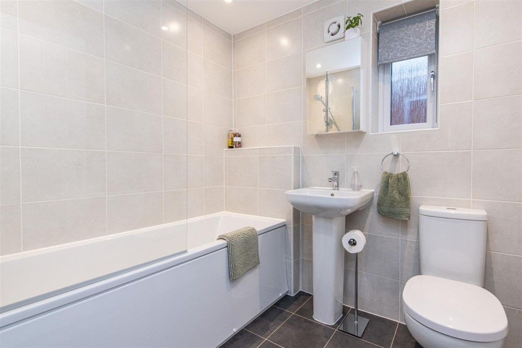 Images for Knollys Meadow, Wellingborough EAID:oscarjamesapi BID:6