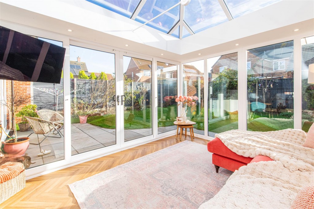 Images for Livingstone Road, Corby EAID:oscarjamesapi BID:4