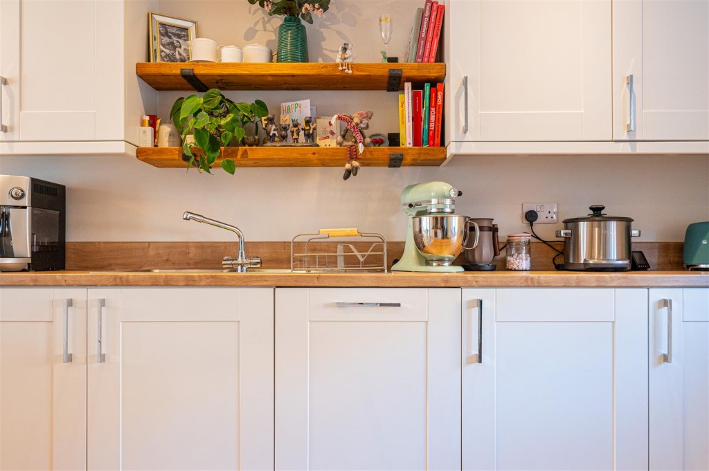 Images for Livingstone Road, Corby EAID:oscarjamesapi BID:4