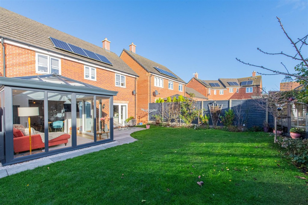 Images for Livingstone Road, Corby EAID:oscarjamesapi BID:4