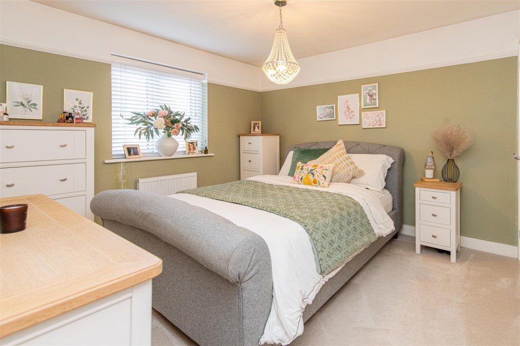 Images for Livingstone Road, Corby EAID:oscarjamesapi BID:4