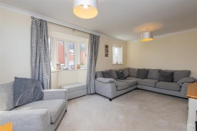 Images for Buttercup Close, Raunds