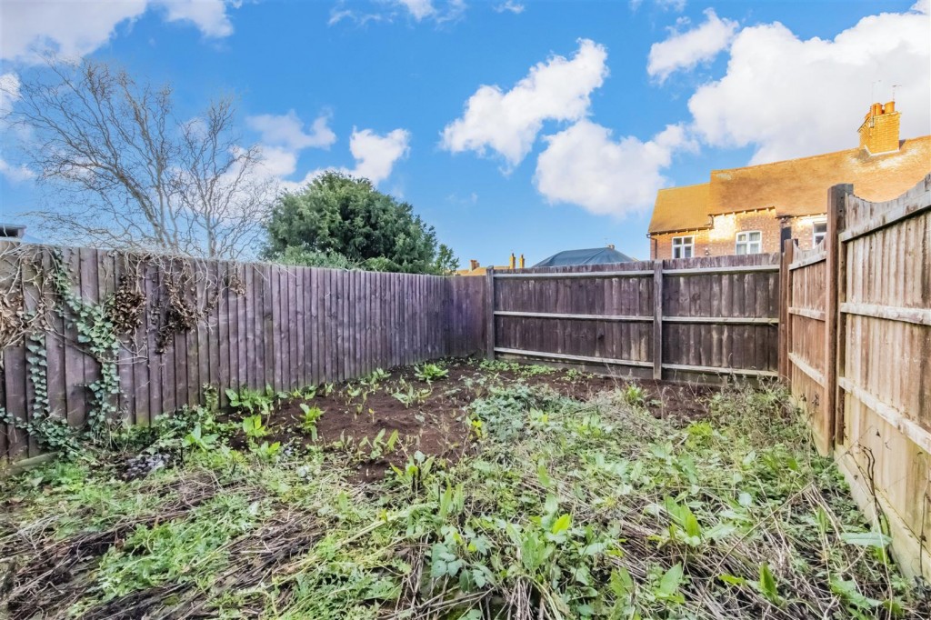 Images for Wellingborough Road, Rushden EAID:oscarjamesapi BID:8