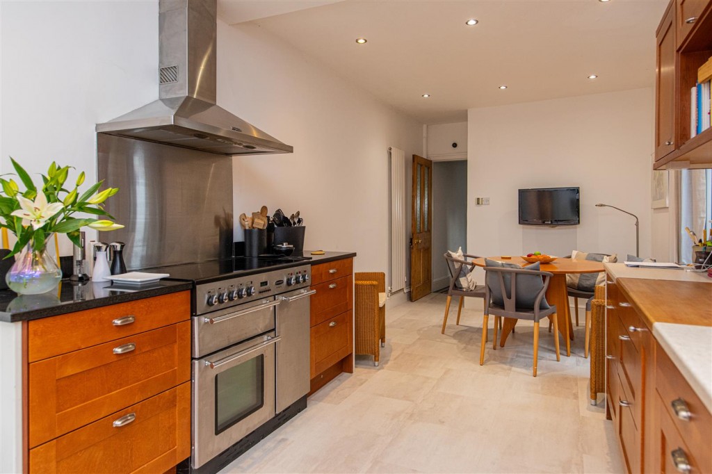 Images for High Street, Husbands Bosworth, Lutterworth EAID:oscarjamesapi BID:5