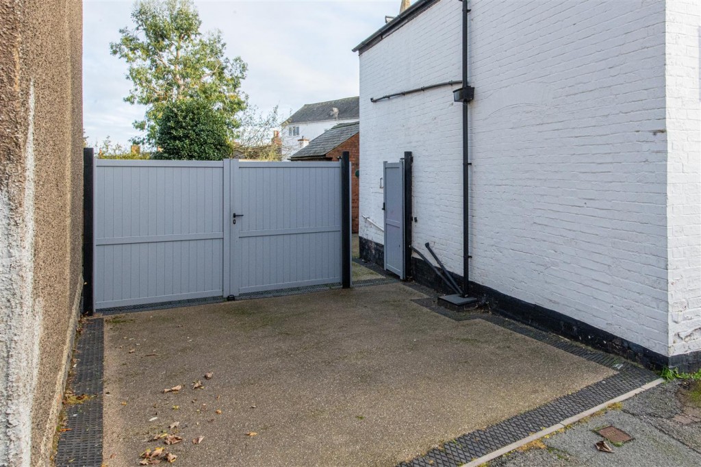 Images for High Street, Husbands Bosworth, Lutterworth EAID:oscarjamesapi BID:5