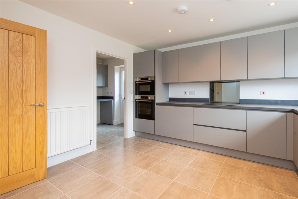 Images for Ahern Close, Bozeat, Wellingborough EAID:oscarjamesapi BID:6