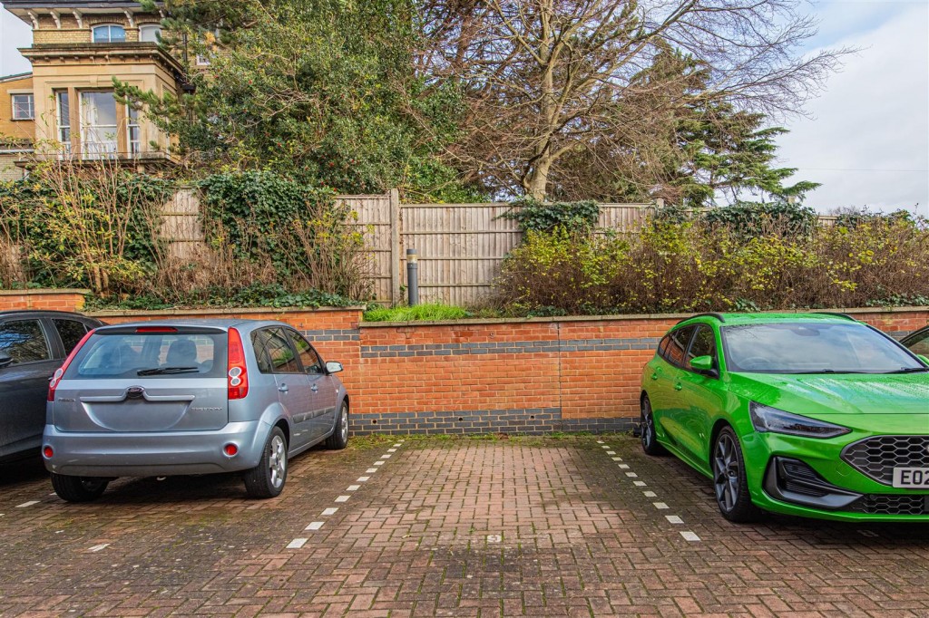 Images for Midland Road, Wellingborough EAID:oscarjamesapi BID:6