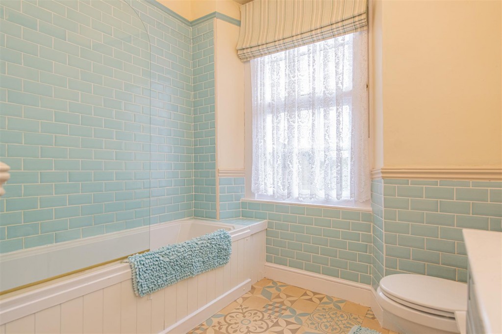 Images for Church Street, Finedon, Wellingborough EAID:oscarjamesapi BID:6