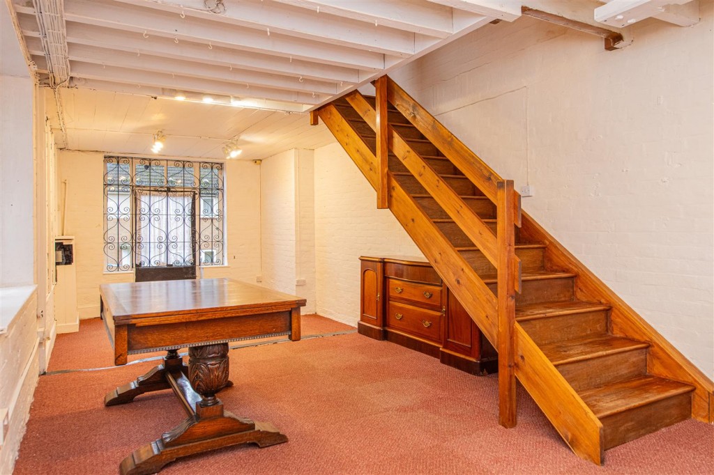 Images for Church Street, Finedon, Wellingborough EAID:oscarjamesapi BID:6