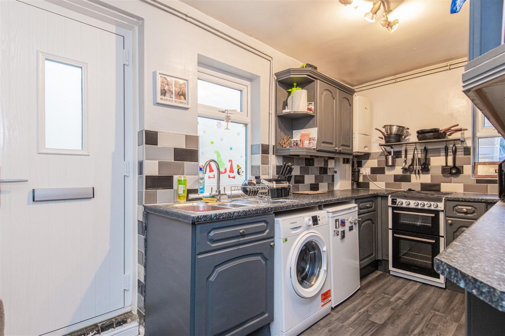 Images for Coronation Avenue, Rothwell EAID:oscarjamesapi BID:2