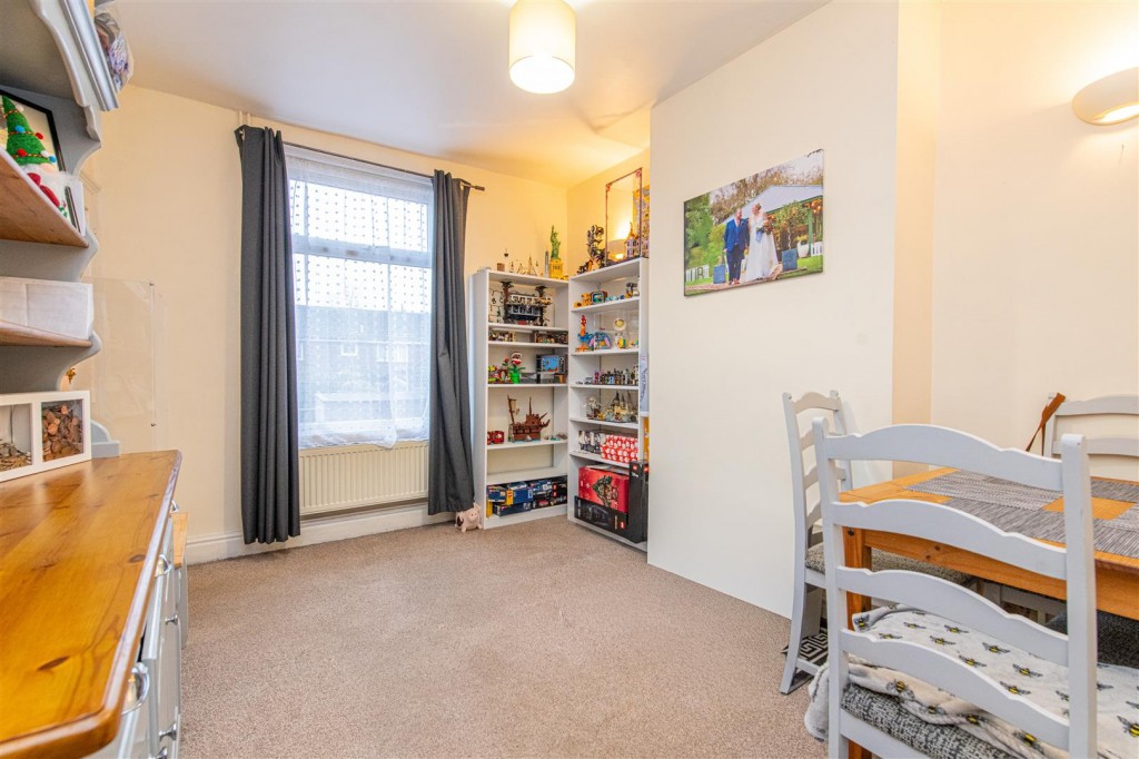 Images for Coronation Avenue, Rothwell EAID:oscarjamesapi BID:2