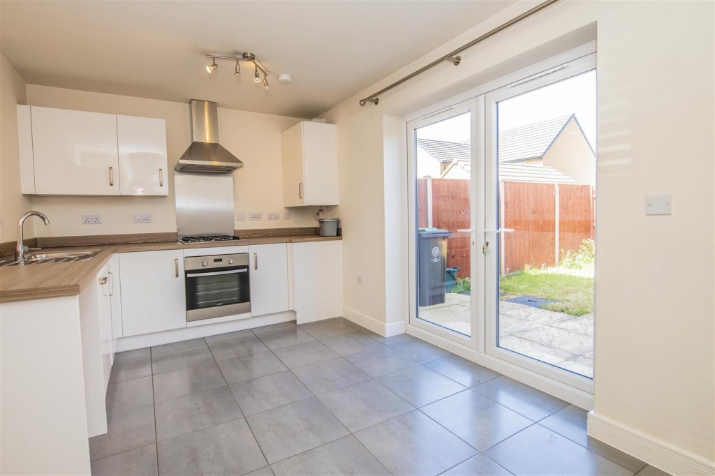 Images for Gardenfield, Higham Ferrers, Rushden EAID:oscarjamesapi BID:2