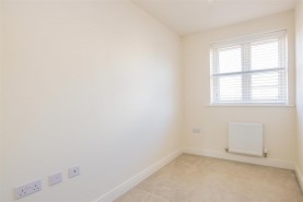 Images for Gardenfield, Higham Ferrers, Rushden