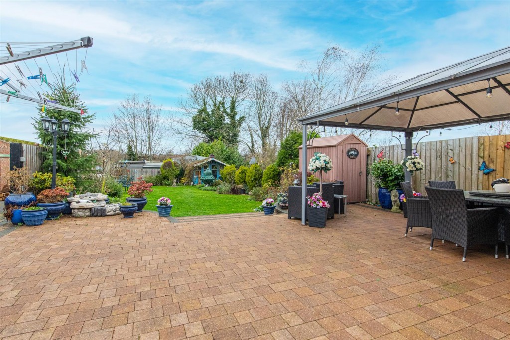 Images for The Ridge, Great Doddington, Wellingborough EAID:oscarjamesapi BID:6