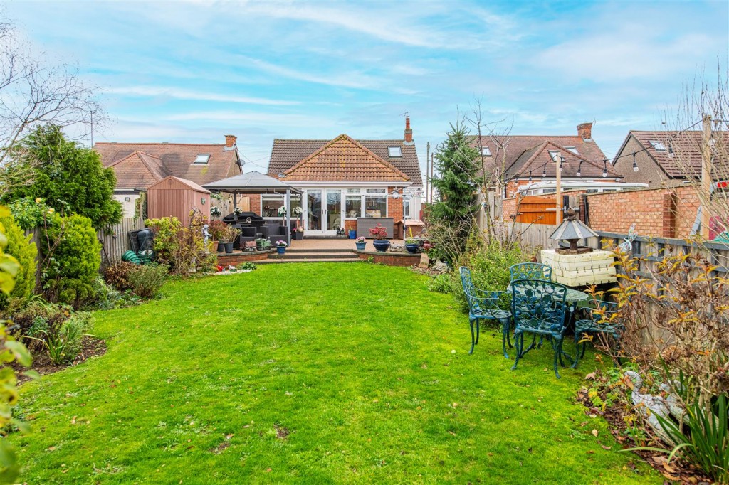 Images for The Ridge, Great Doddington, Wellingborough EAID:oscarjamesapi BID:6