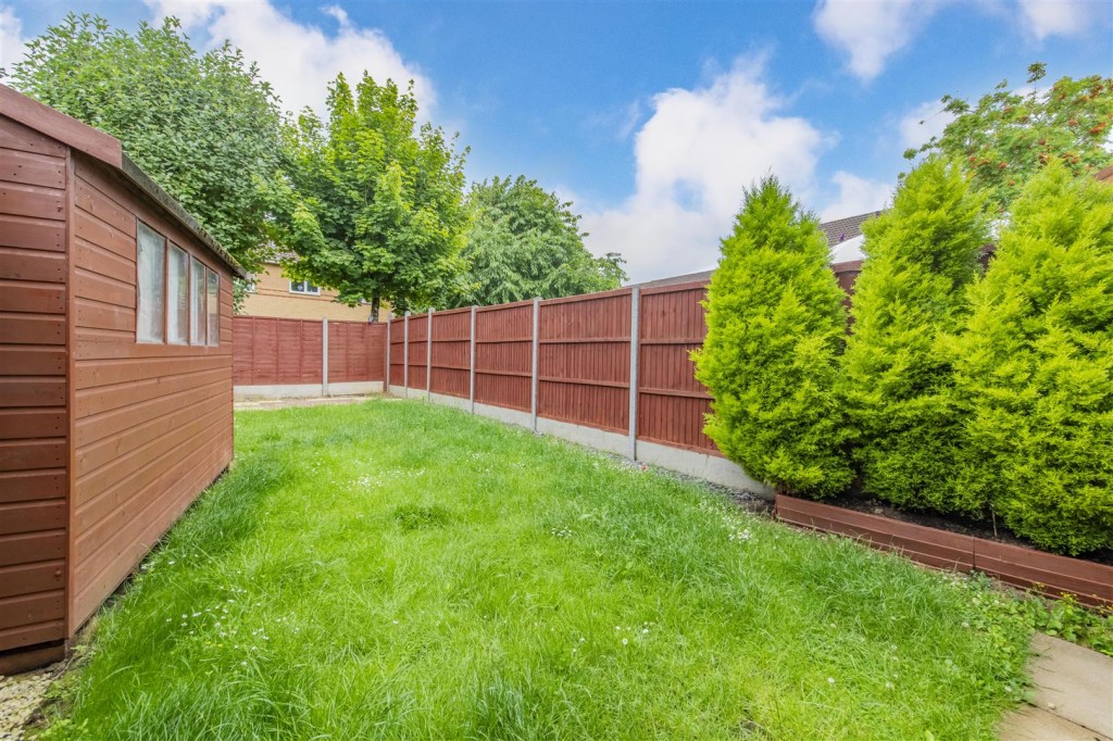 Images for Donne Close, Kettering EAID:oscarjamesapi BID:2