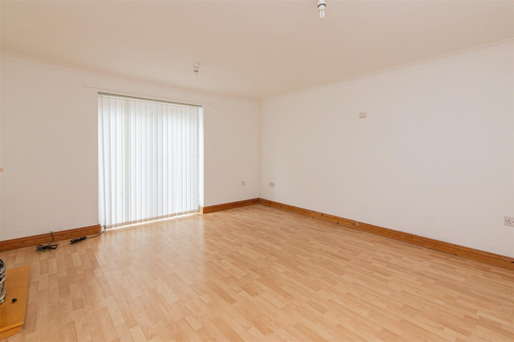 Images for Kensington Walk, Corby EAID:oscarjamesapi BID:4