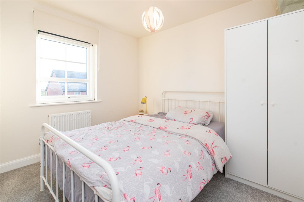 Images for Brockhall Crescent EAID:oscarjamesapi BID:2