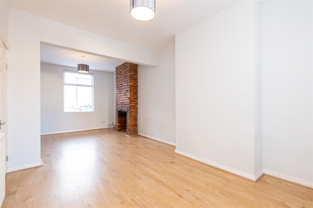 Images for Brook Street, Northampton EAID:oscarjamesapi BID:2