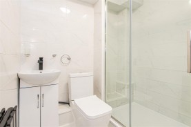 Images for Chequers Lane, Wellingborough