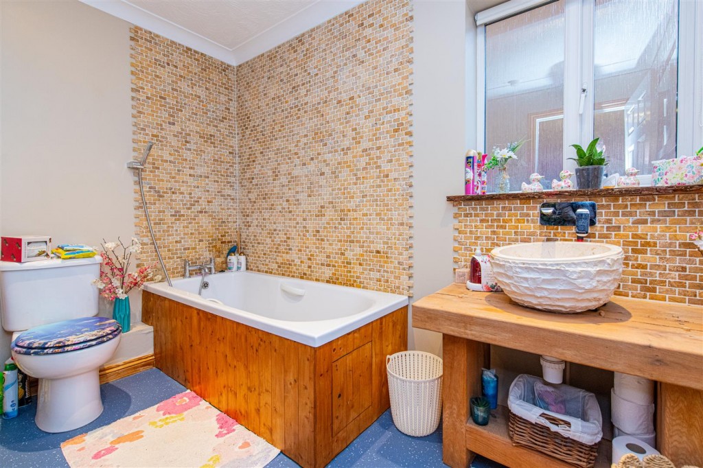 Images for Chamberlain Way, Raunds EAID:oscarjamesapi BID:8