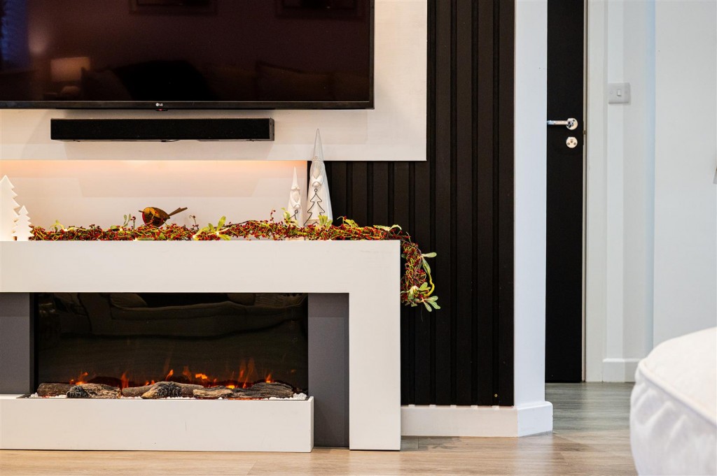 Images for Maye Dicks Road, Rushden EAID:oscarjamesapi BID:8