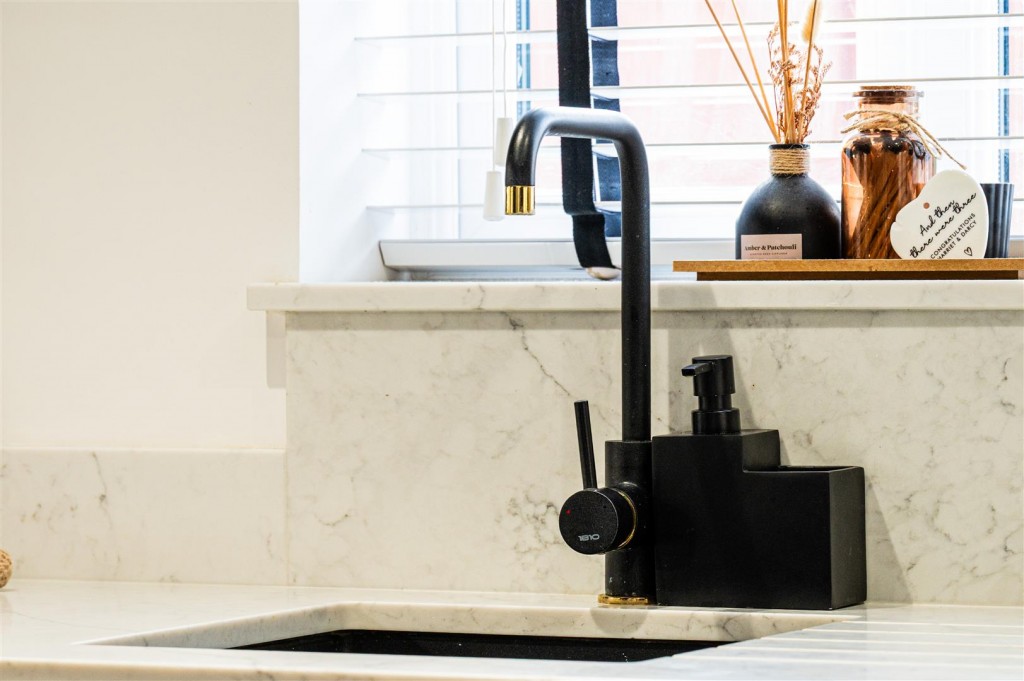 Images for Maye Dicks Road, Rushden EAID:oscarjamesapi BID:8