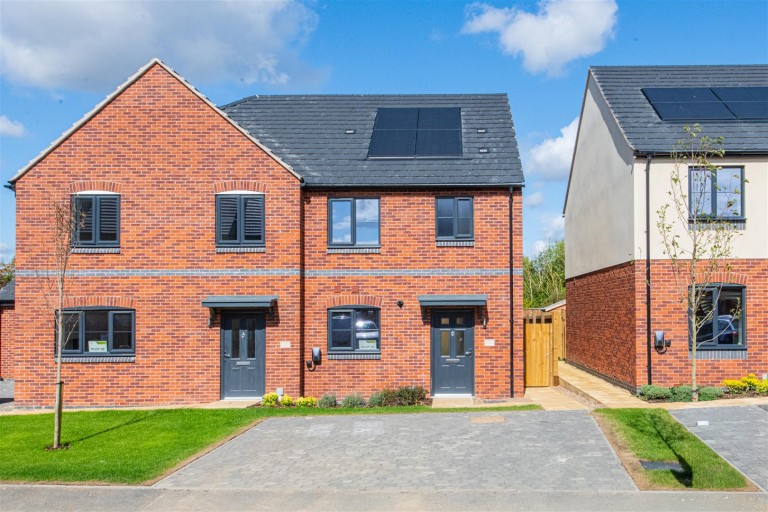 Ahern Close, Bozeat, Wellingborough - EAID:oscarjamesapi, BID:6