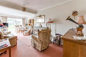 Images for Huntingdon Gardens, Market Harborough