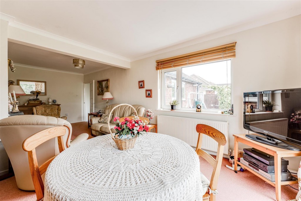 Images for Huntingdon Gardens, Market Harborough EAID:oscarjamesapi BID:5