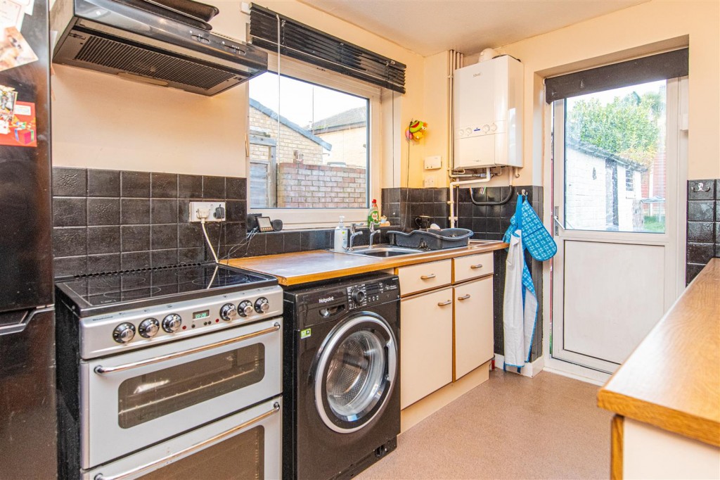 Images for Kylesku Crescent, Kettering EAID:oscarjamesapi BID:2