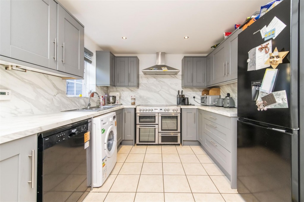 Images for Horse Fair Lane, Rothwell, Kettering EAID:oscarjamesapi BID:2