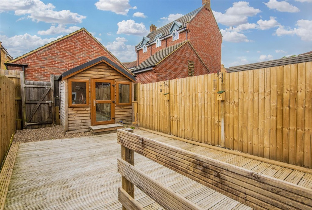 Images for Roman Road, Corby EAID:oscarjamesapi BID:4