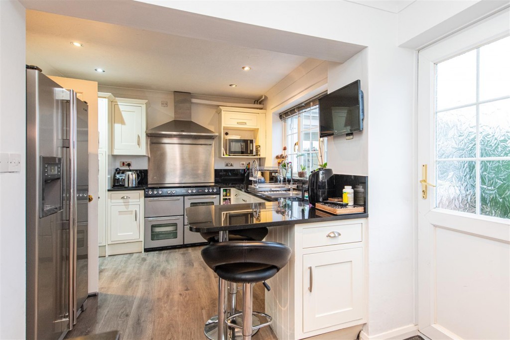 Images for Grange Road, Wellingborough EAID:oscarjamesapi BID:6