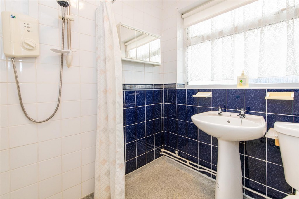 Images for Warwick Road, Wellingborough EAID:oscarjamesapi BID:6