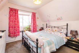 Images for High Street, Podington,