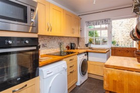 Images for High Street, Podington,