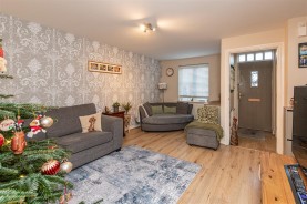 Images for Thistle Drive, Desborough, Kettering