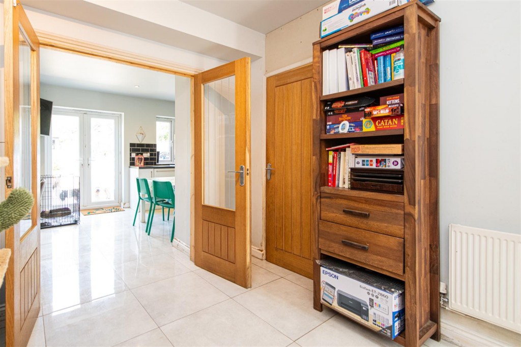 Images for Isham Road, Pytchley, Kettering EAID:oscarjamesapi BID:2