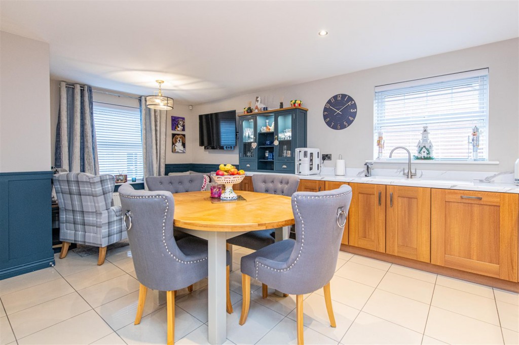 Images for Clarendon Close., Little Stanion, Corby EAID:oscarjamesapi BID:4