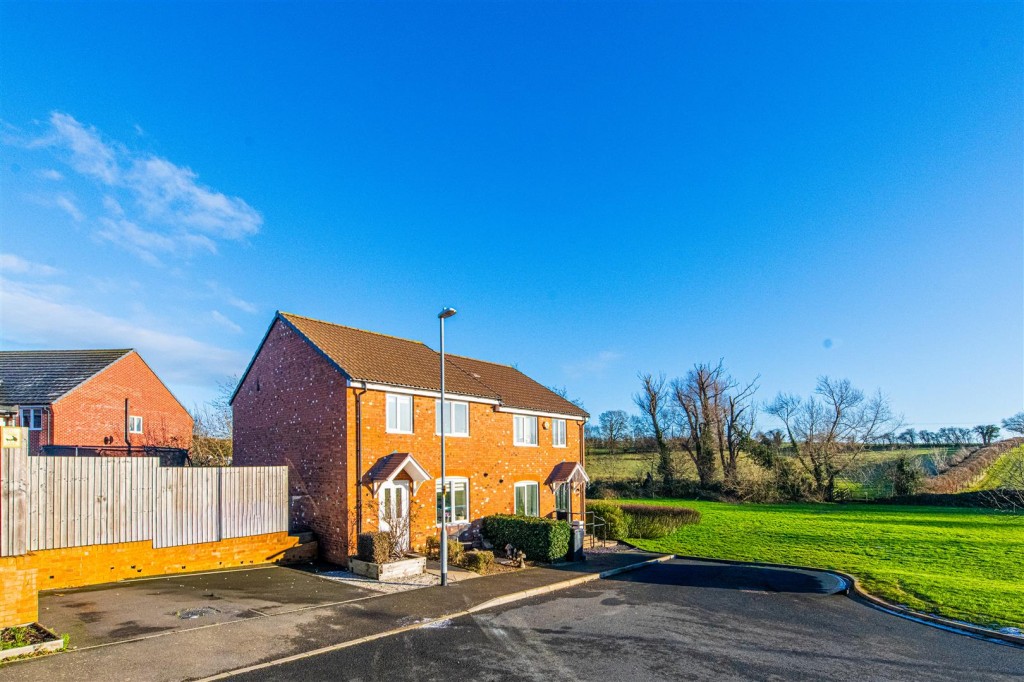 Images for Austin Rise, Burton Latimer EAID:oscarjamesapi BID:3