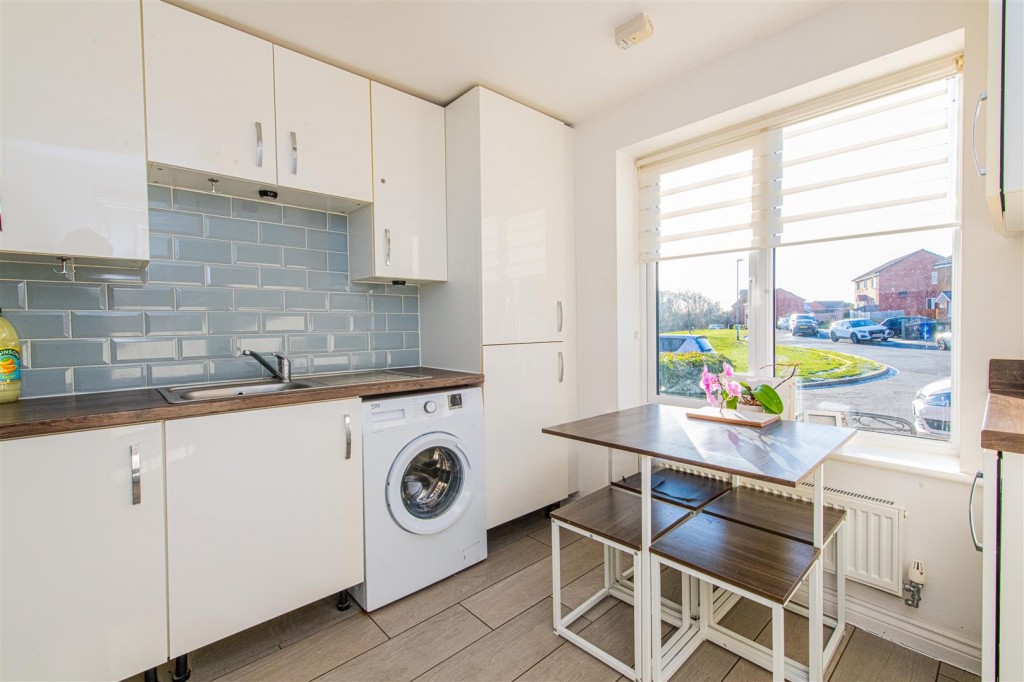 Images for Austin Rise, Burton Latimer EAID:oscarjamesapi BID:3