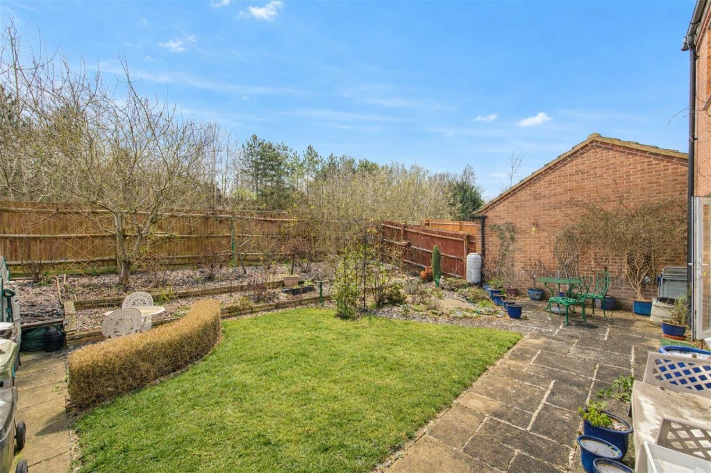 Images for Lark Close, Corby EAID:oscarjamesapi BID:4
