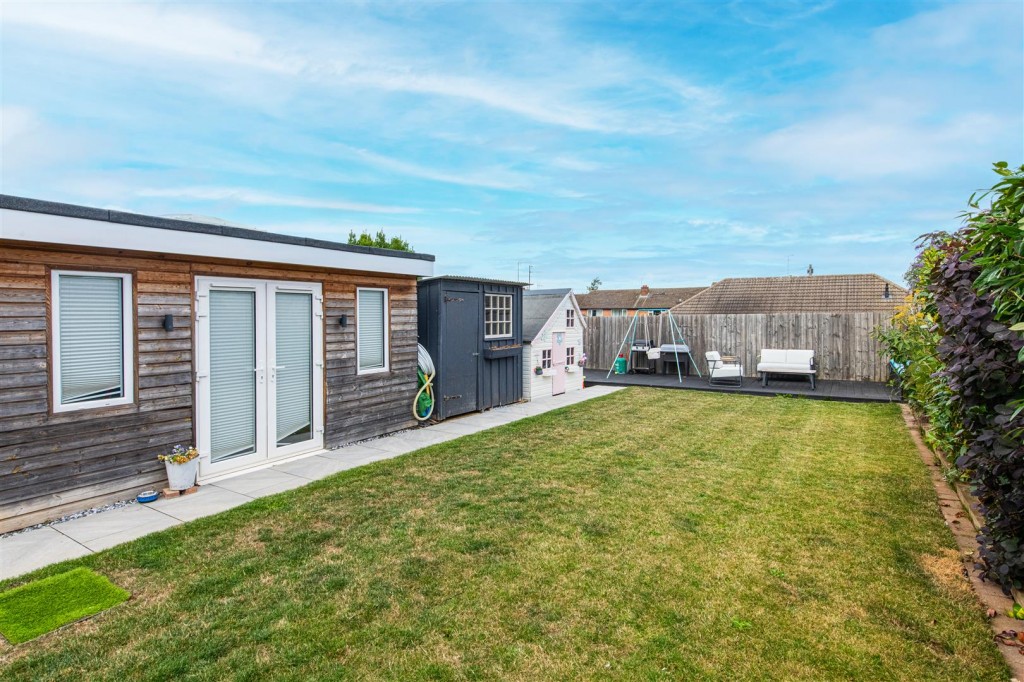 Images for Ridgeway, Wellingborough EAID:oscarjamesapi BID:6