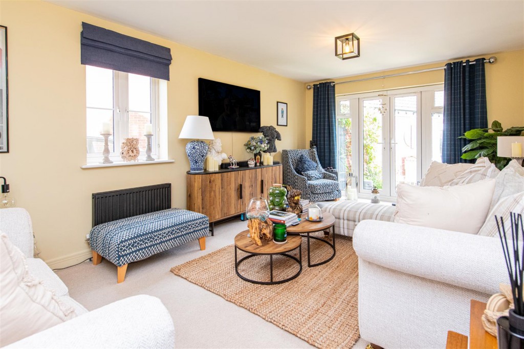 Images for Cannock Crescent, Desborough EAID:oscarjamesapi BID:2