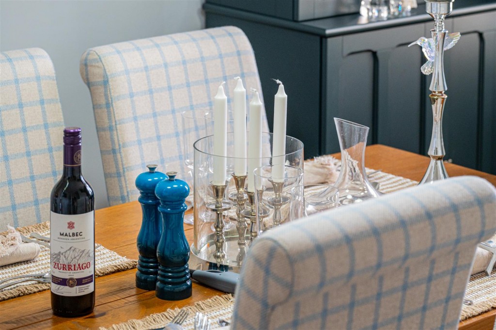 Images for Cannock Crescent, Desborough EAID:oscarjamesapi BID:2