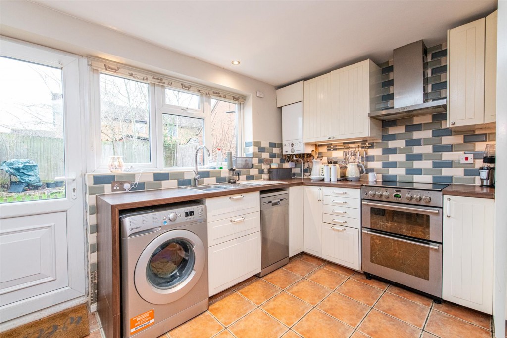 Images for Deene Close, Market Harborough EAID:oscarjamesapi BID:5